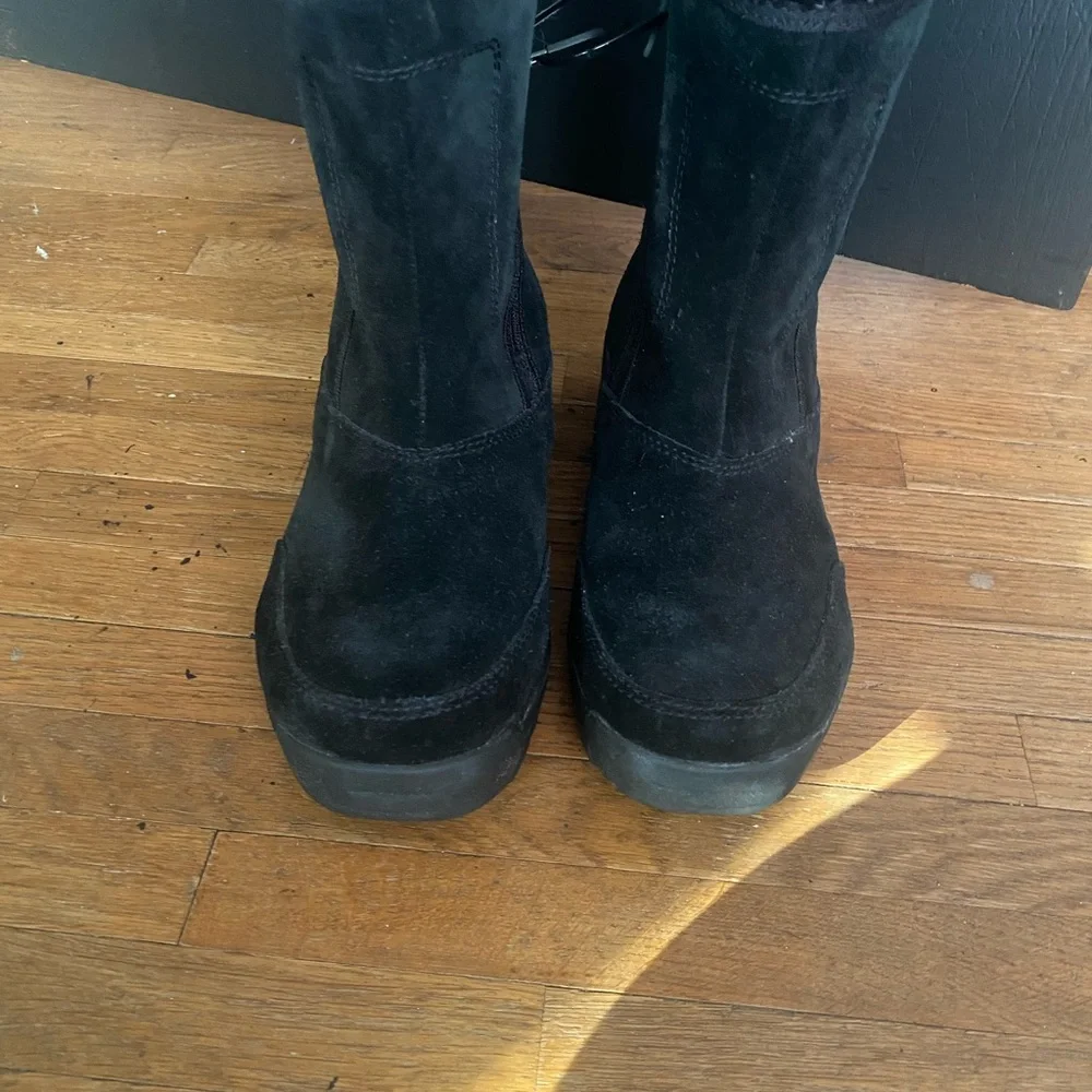Sorel Women's Black Suede Winter Boots - Picture 3 of 4